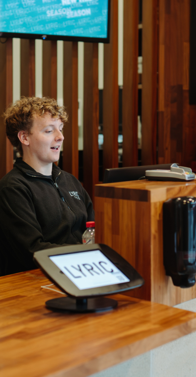 Johnny Frazer Lyric180823 5